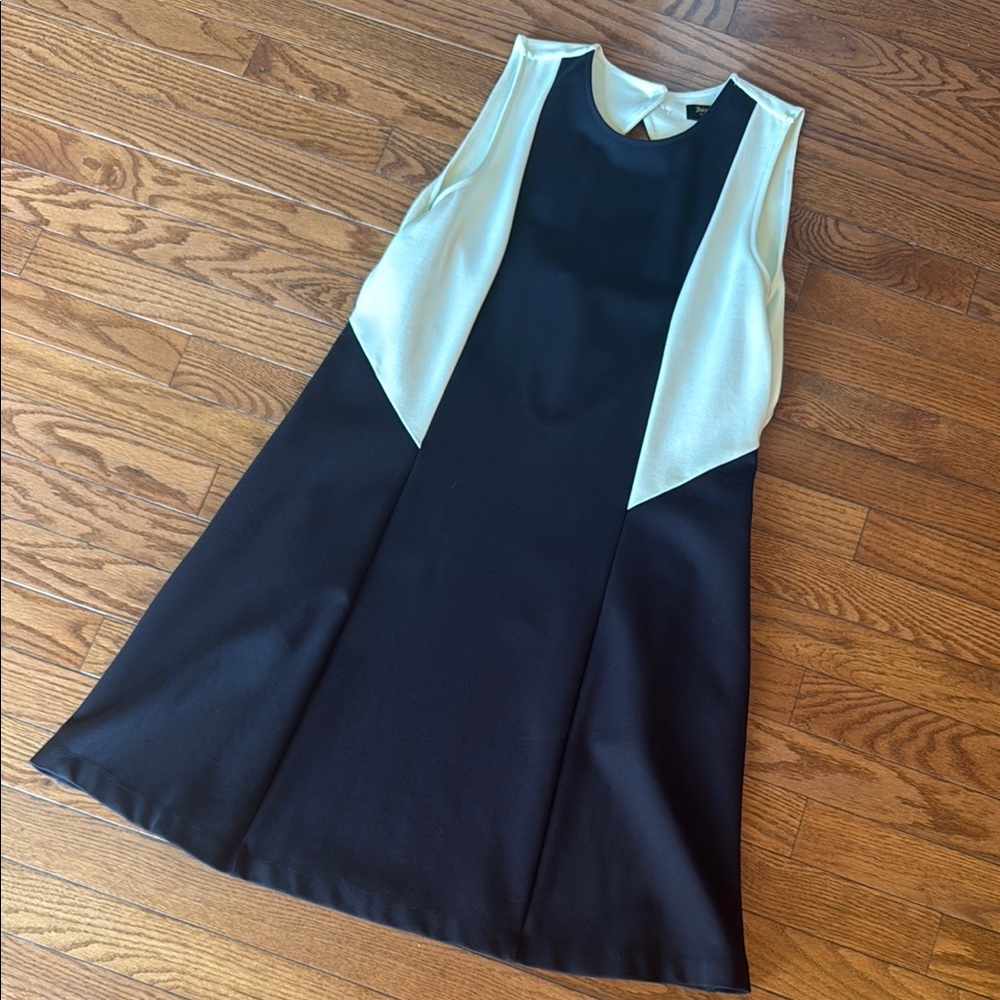 Juicy Couture Black and White Sheath Dress Sleeveless Crew Neck